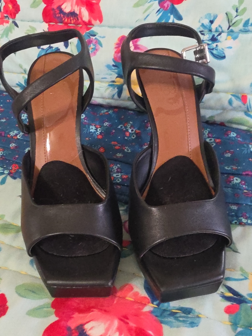 Gianni Bini Black Open-Toe Platform Heels with Ankle Strap